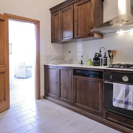 La Torricella Apartment *
